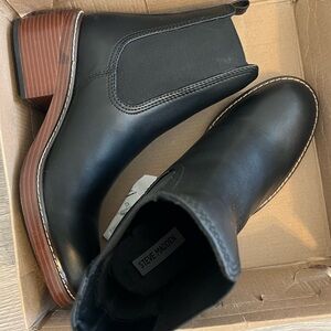 Steve Madden Black Women’s Chelsea Boots